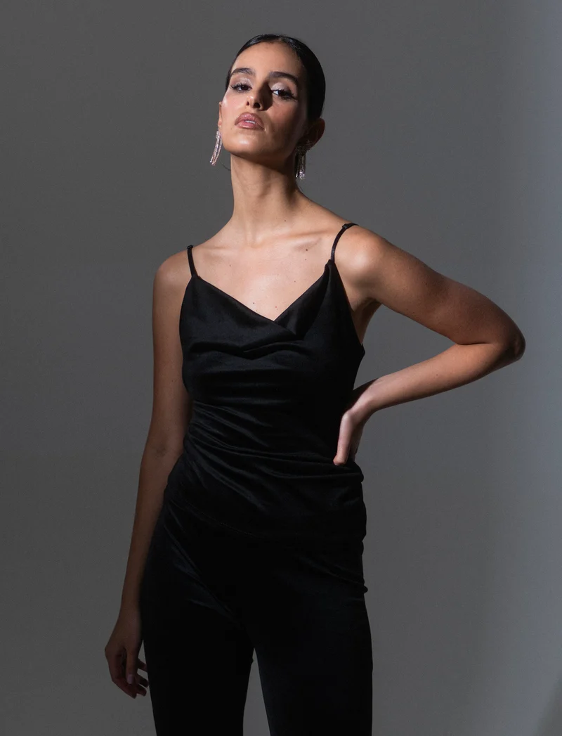 Top con bretelle in ciniglia - Nero