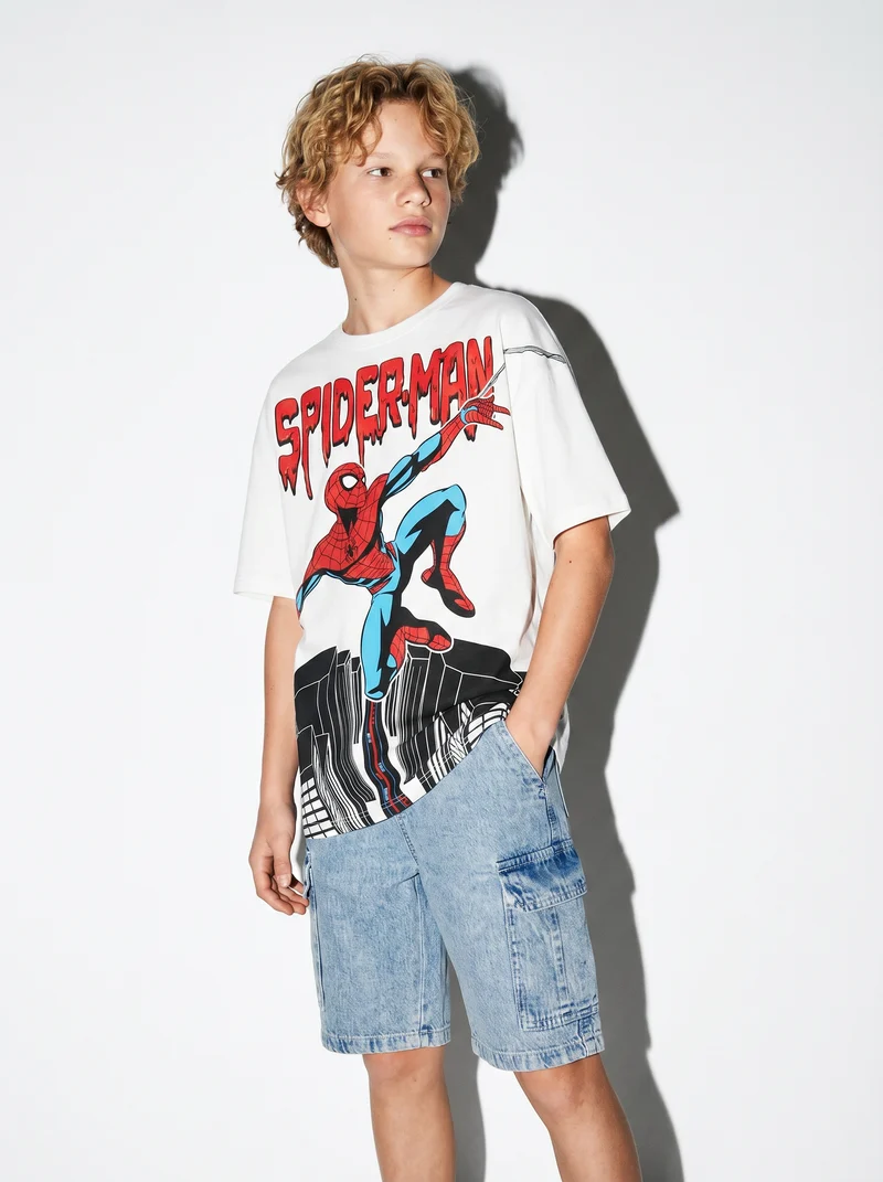 T-shirt Marvel: must-have per giovani fan - Bianco