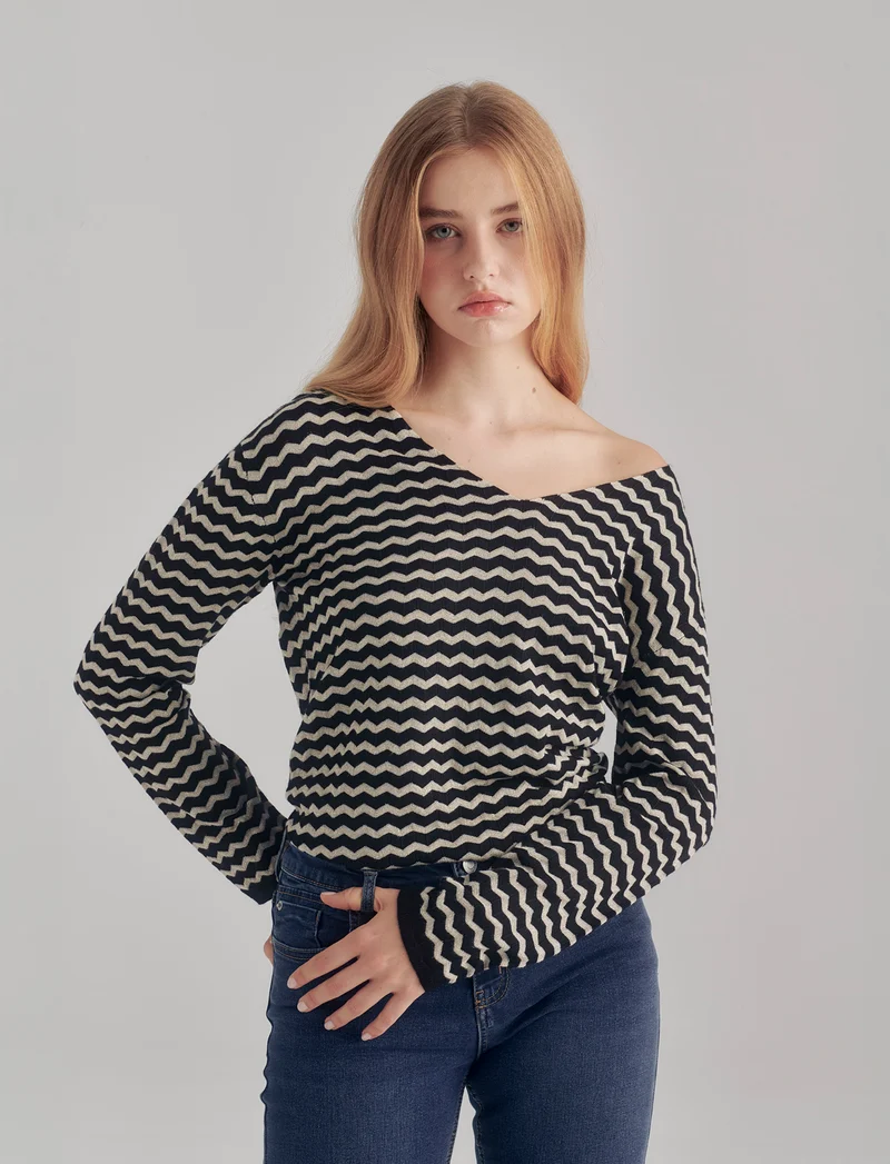 PULLOVER SCOLLO A V - var 1