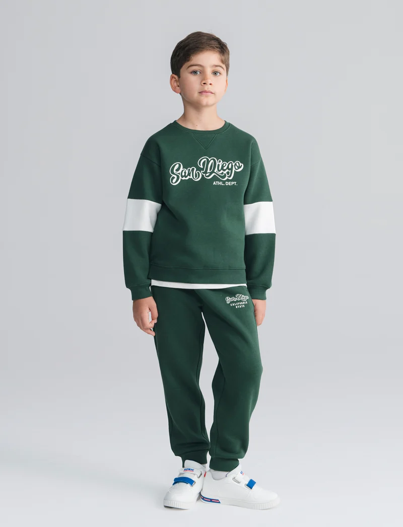 Felpa girocollo con stampa e tagli - Verde abete