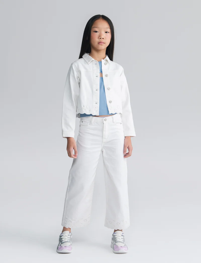 Giubbino in twill con ricamo traforato - Bianco latte