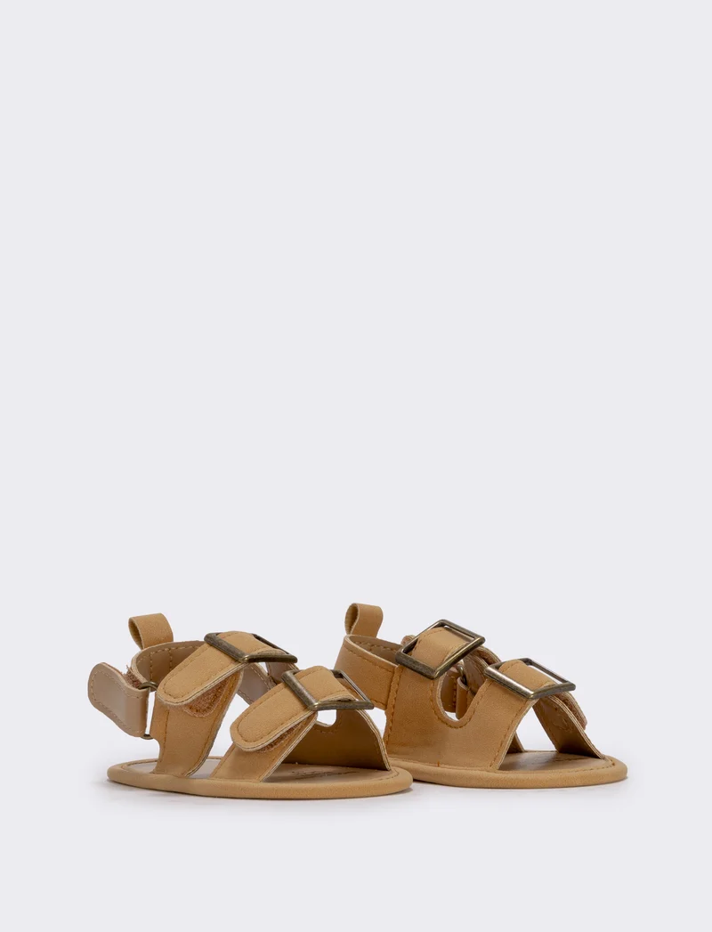 Sandalo neonato beige in poliuretano - Cammello