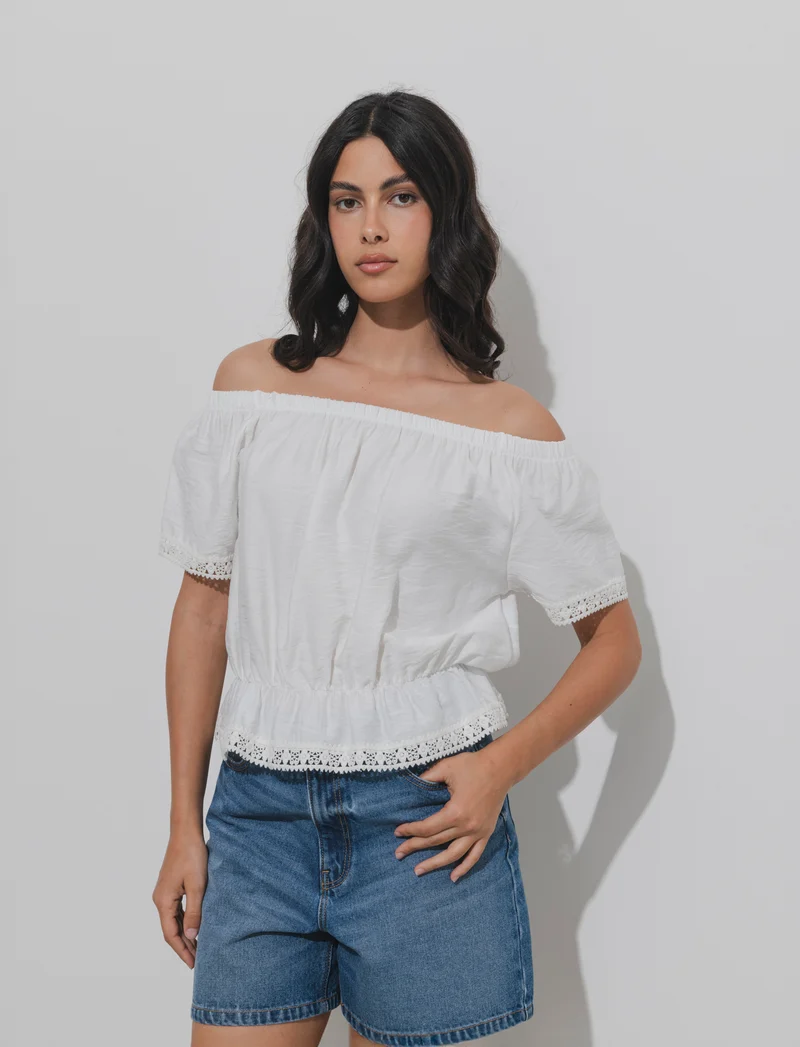 T-shirt con pizzo da donna - Bianco latte