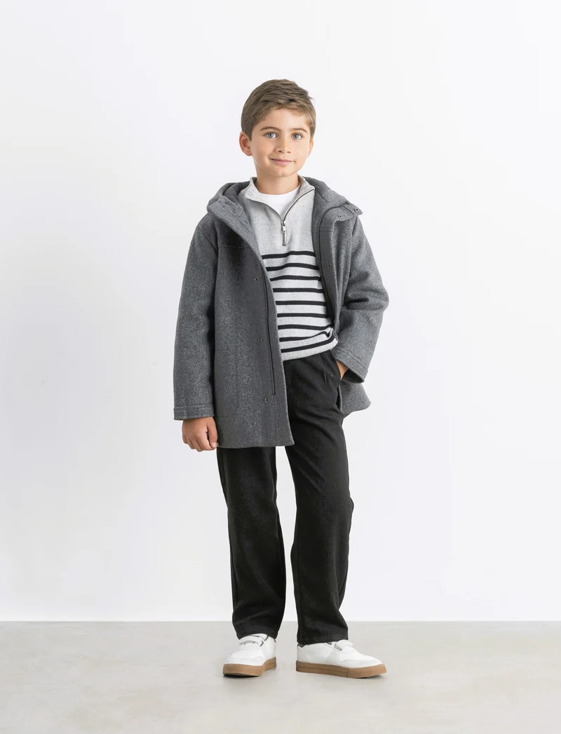 Cappotto con cappuccio. - Grigio