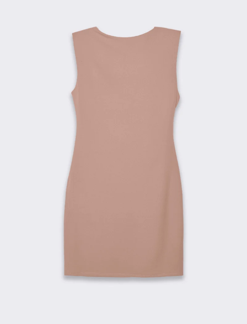 Vestito in tessuto elastico, arriccio sul fianco. - Rosa