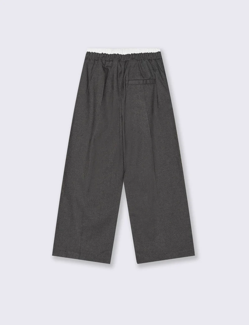 Pantaloni modello gamba larga. - Grigio