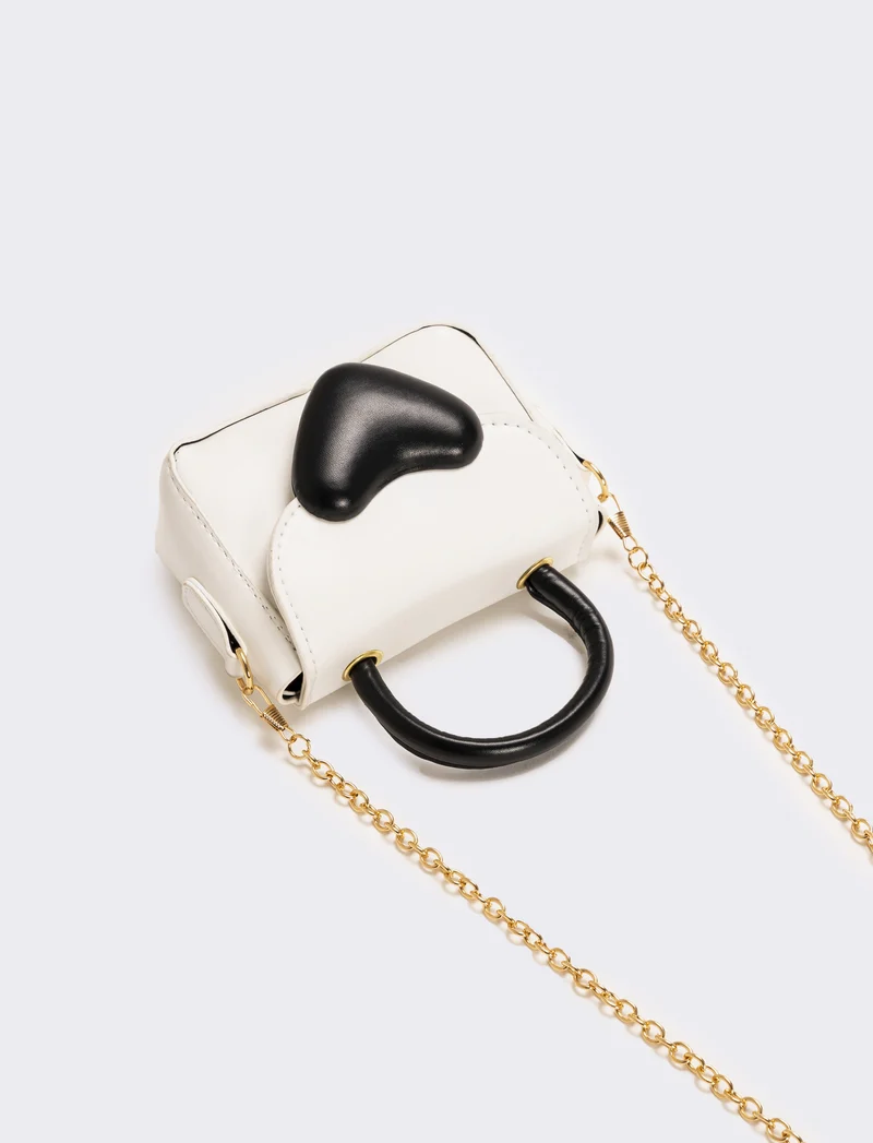 Borsa con chiusura a cuore - Bianco