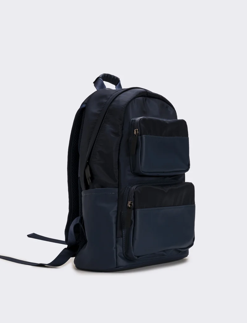 Zaino uomo con tasche doppio cursore e tirazip gommato - Blu