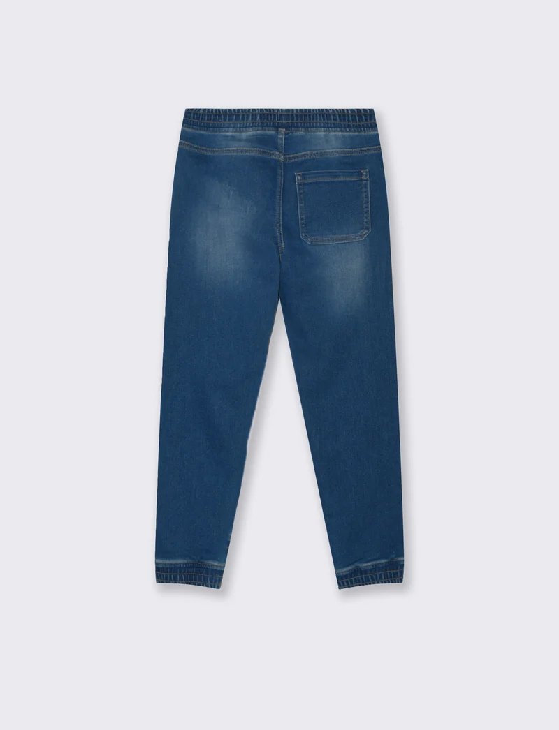 Jogging in denim. - Denim