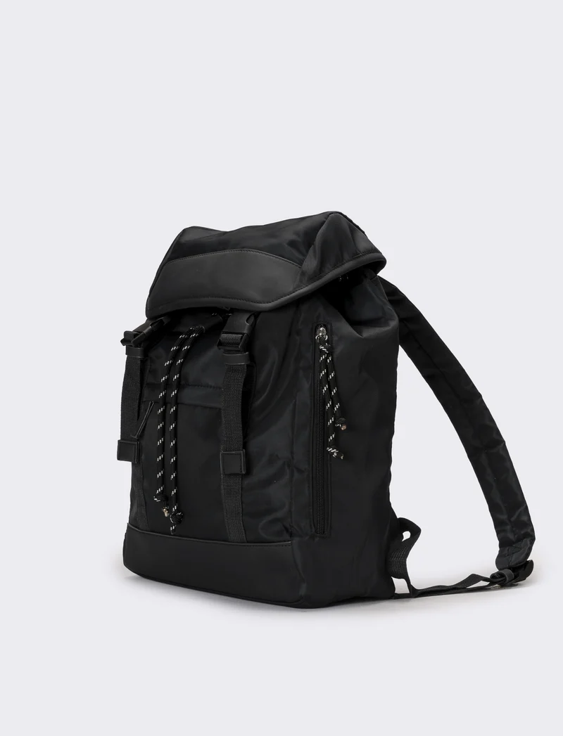 Zaino uomo con tasche e tiranti - Nero