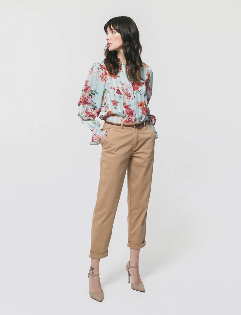 Pantalone Chino con Cintura e Risvolti - Cammello
