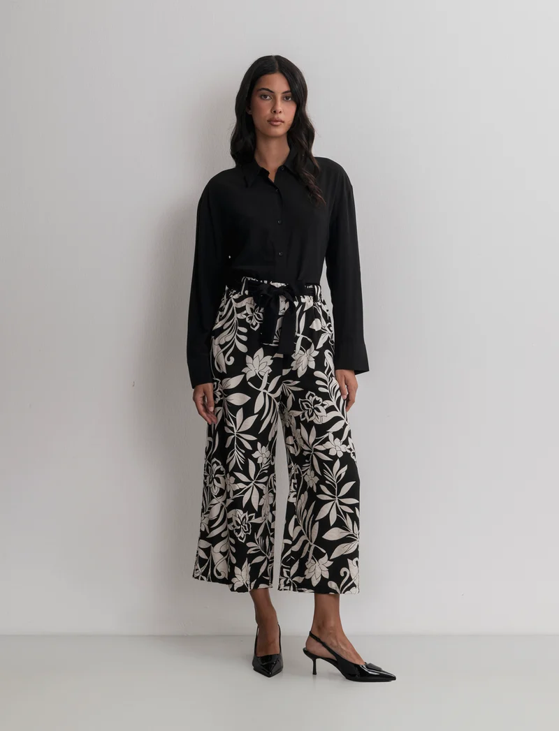 Pantalone stampato con cintura in tessuto - Fiorato