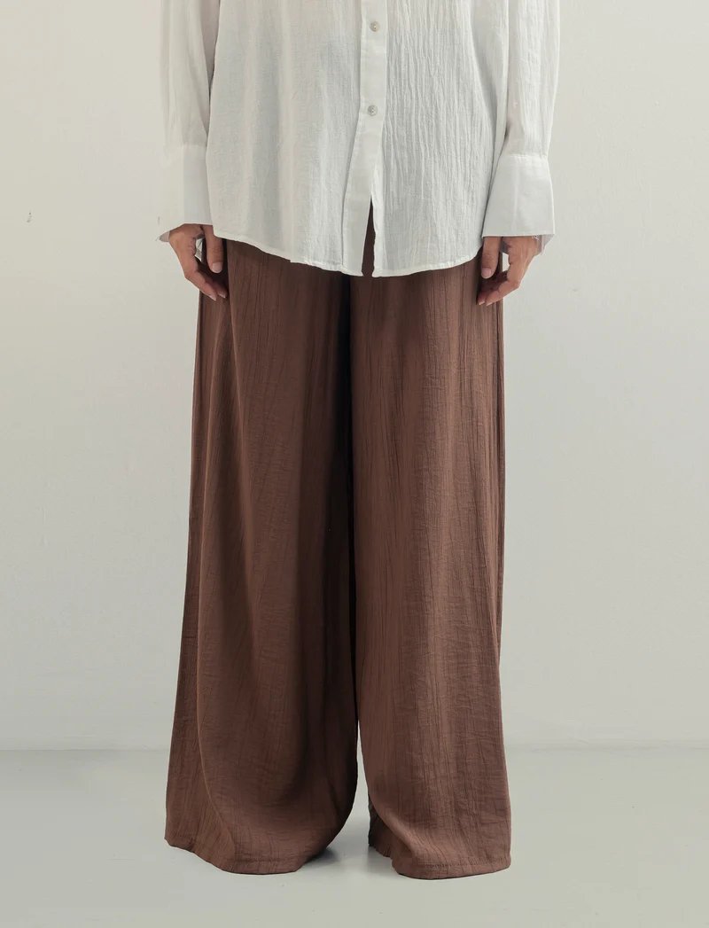 Pantalone largo con coulisse sottile - Moro