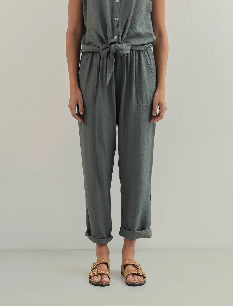 Pantalone con tasche a toppe ed elastico in vita - Ve.milit.
