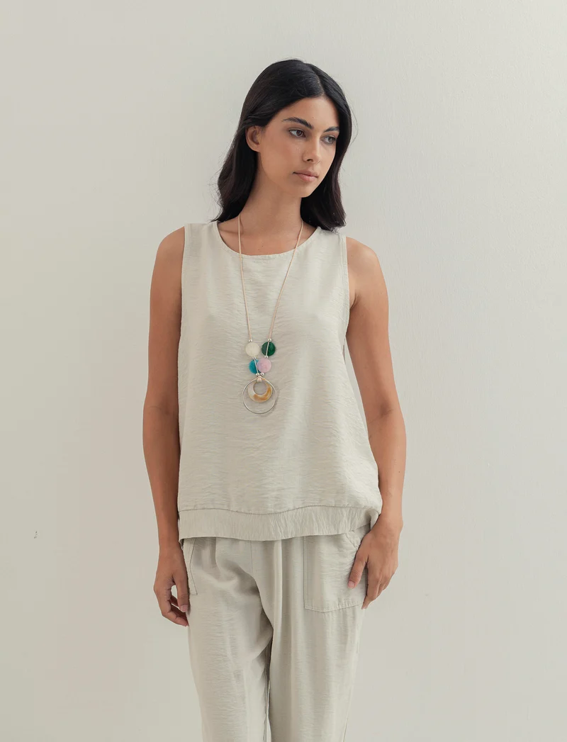 Top con collana - Sabbia