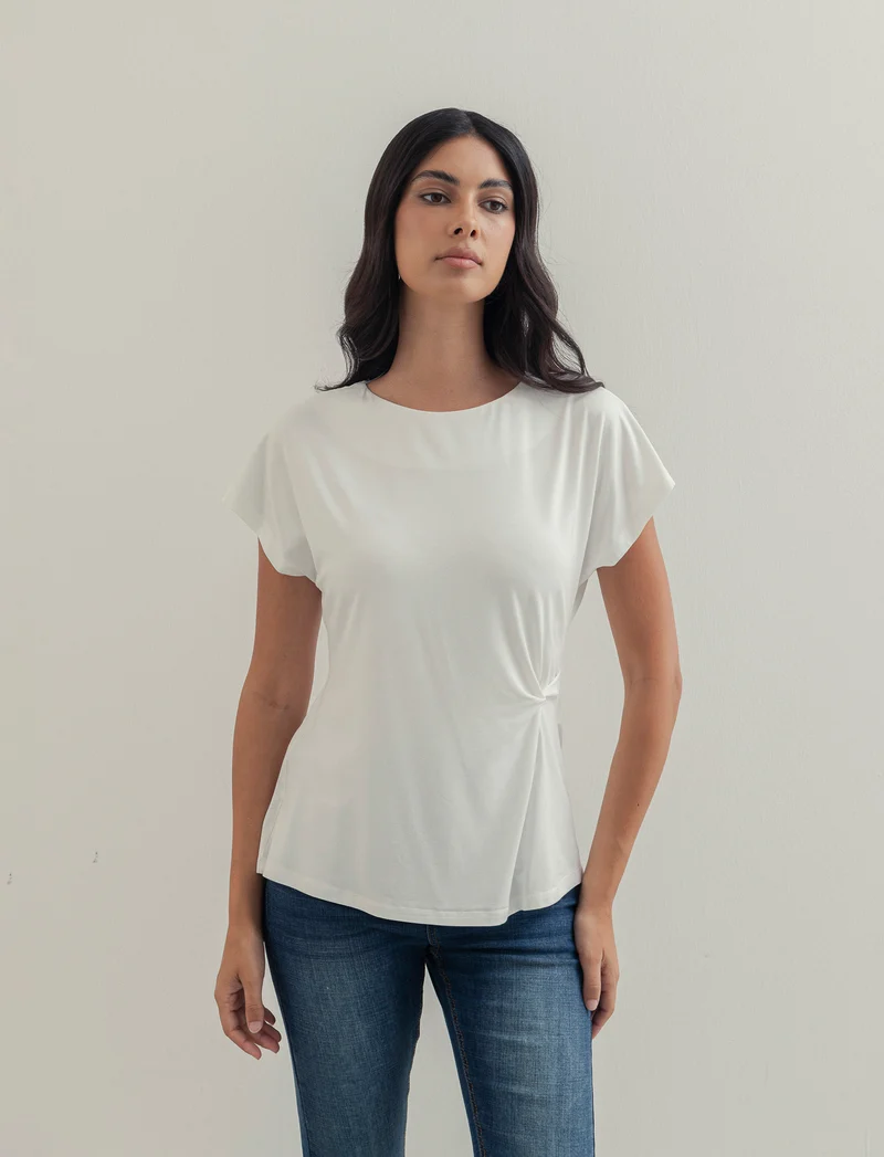 Tshirt con nodo in viscosa - Bianco latte