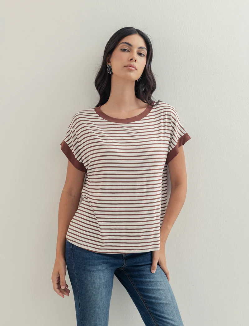 tshirt in viscosa rigata - Beige