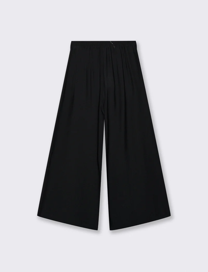 Pantalone largo con fusciacca e bottone - Nero