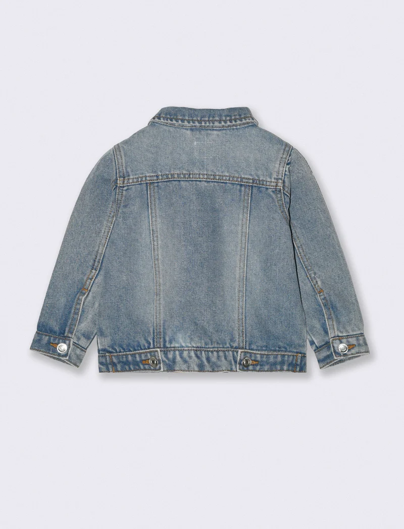 Giubbotto di jeans ideale per primavera - Denim