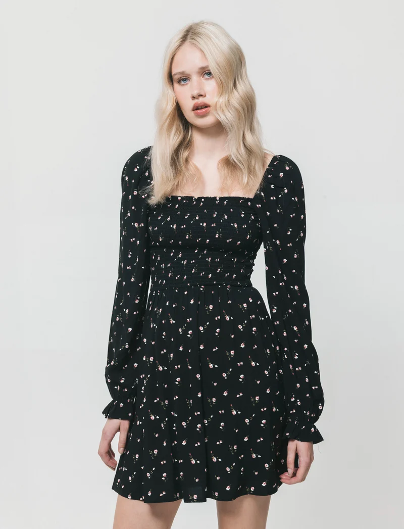 Vestito Corto Manica Lunga in Smock - var 1