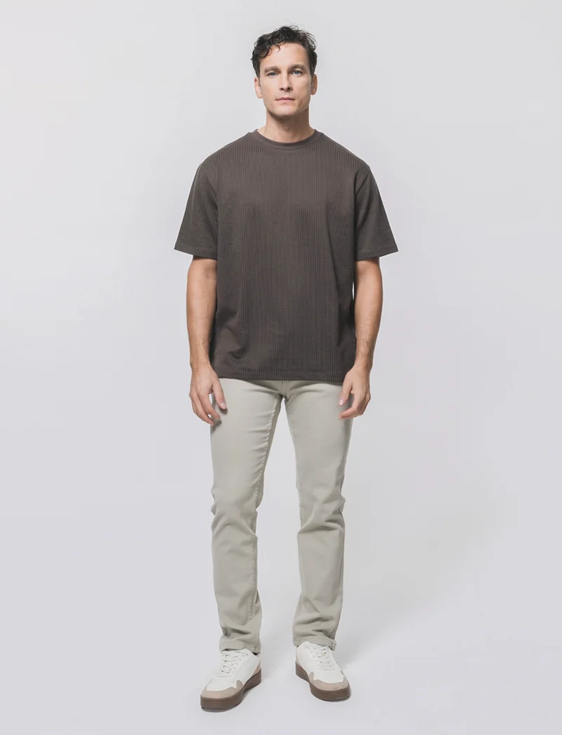 T-shirt girocollo in cotone jacquard - Moro