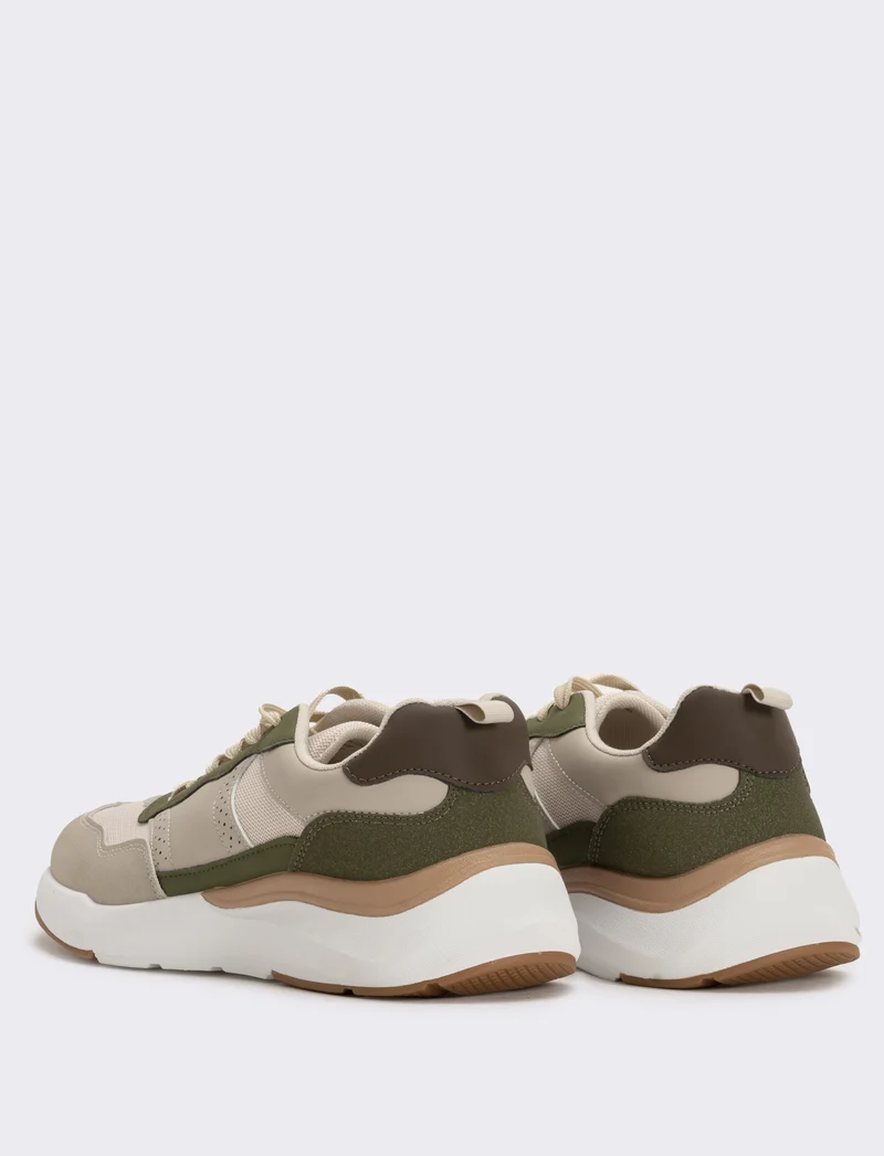 Scarpa beige con inserti colorati da uomo - Beige