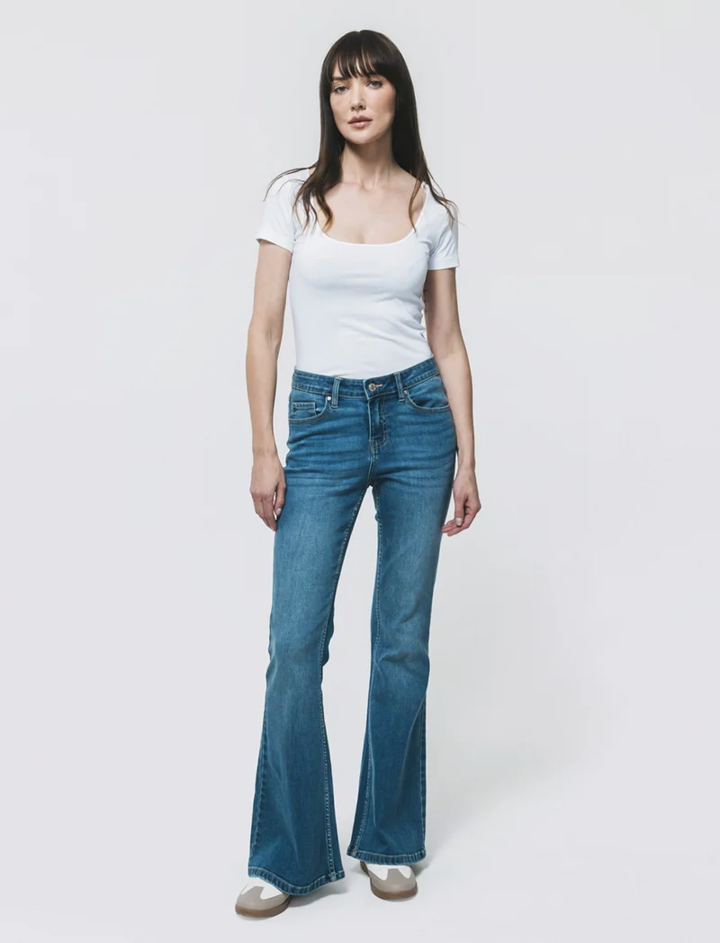 Jeans Flare Vita Bassa per Donne - Denim