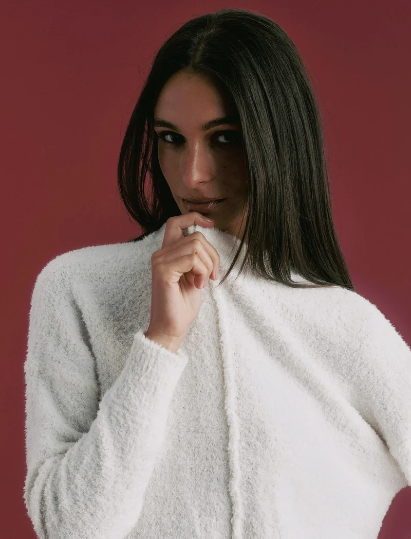 PULLOVER CON CUCITURA IN RILIEVO - Bianco latte