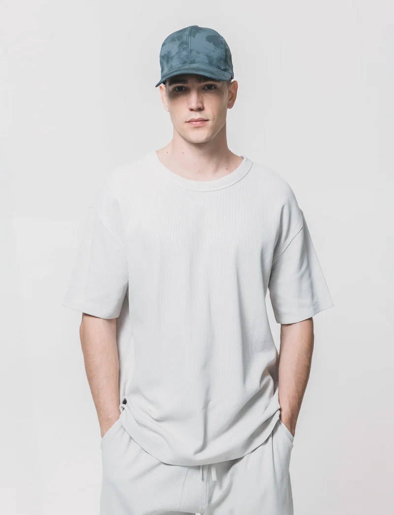 T-shirt girocollo in cotone a coste - Grigio ghiaccio