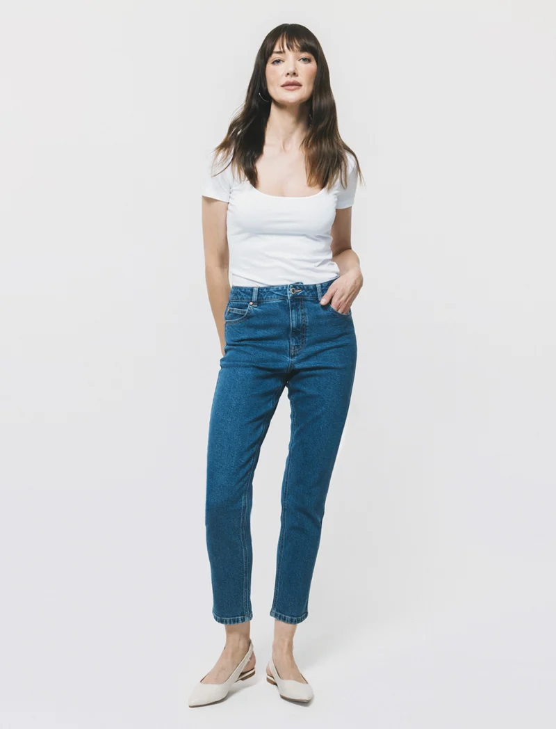 Jeans Mom Fit Slim Vita Alta con Tasche - Denim