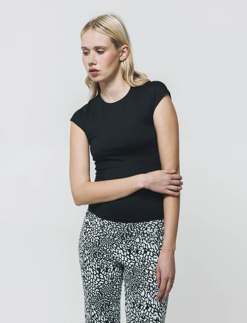T-Shirt Manica Ad Aletto Basic - Nero