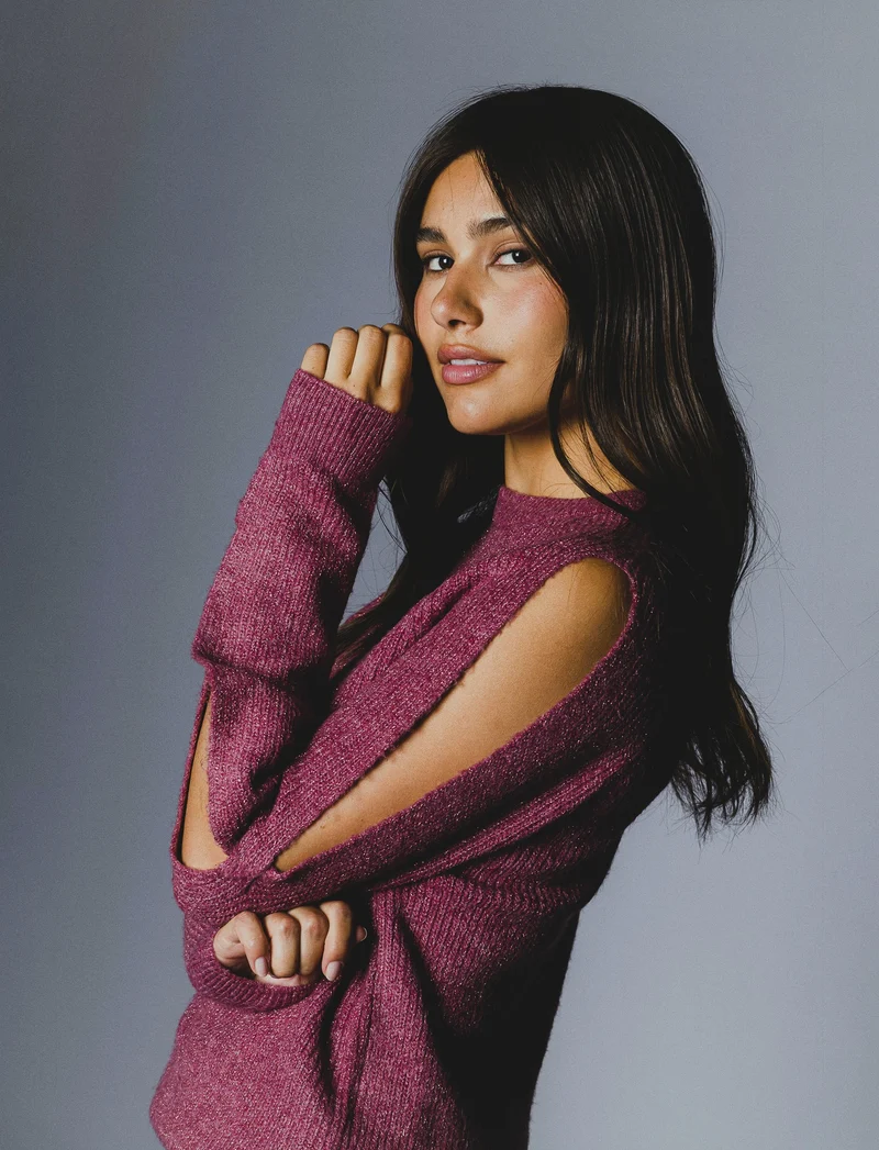 PULLOVER CON CUT OUT - cipolla