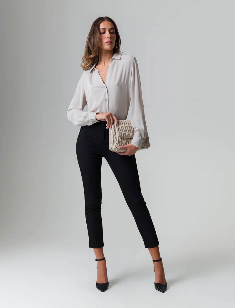 Camicia con spacchi sui fianchi da donna - Sabbia