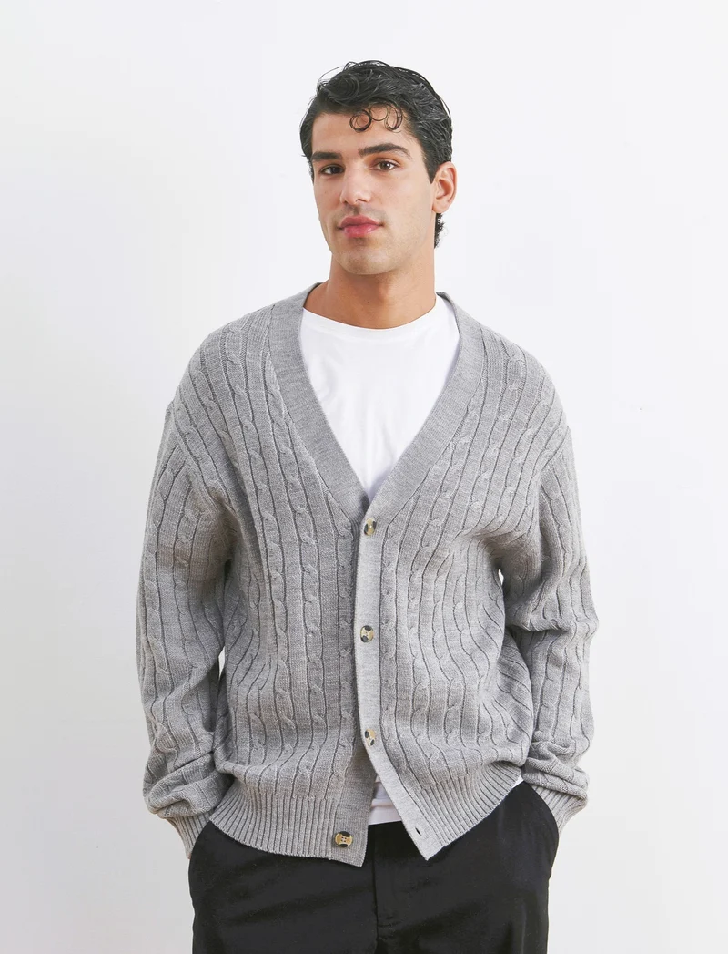 MAGLIA CARDIGAN A TRECCE: - Grigio mel.