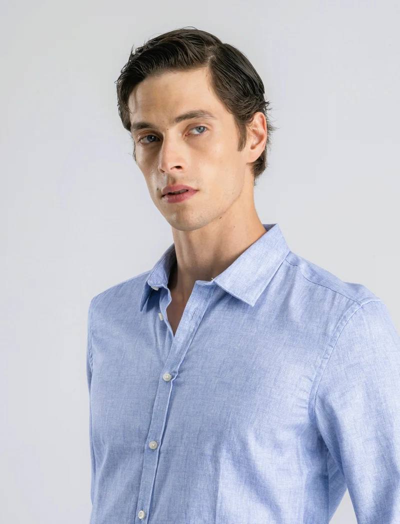 CAMICIA REGULAR FIT MICRO FANTASIA - Azzurro