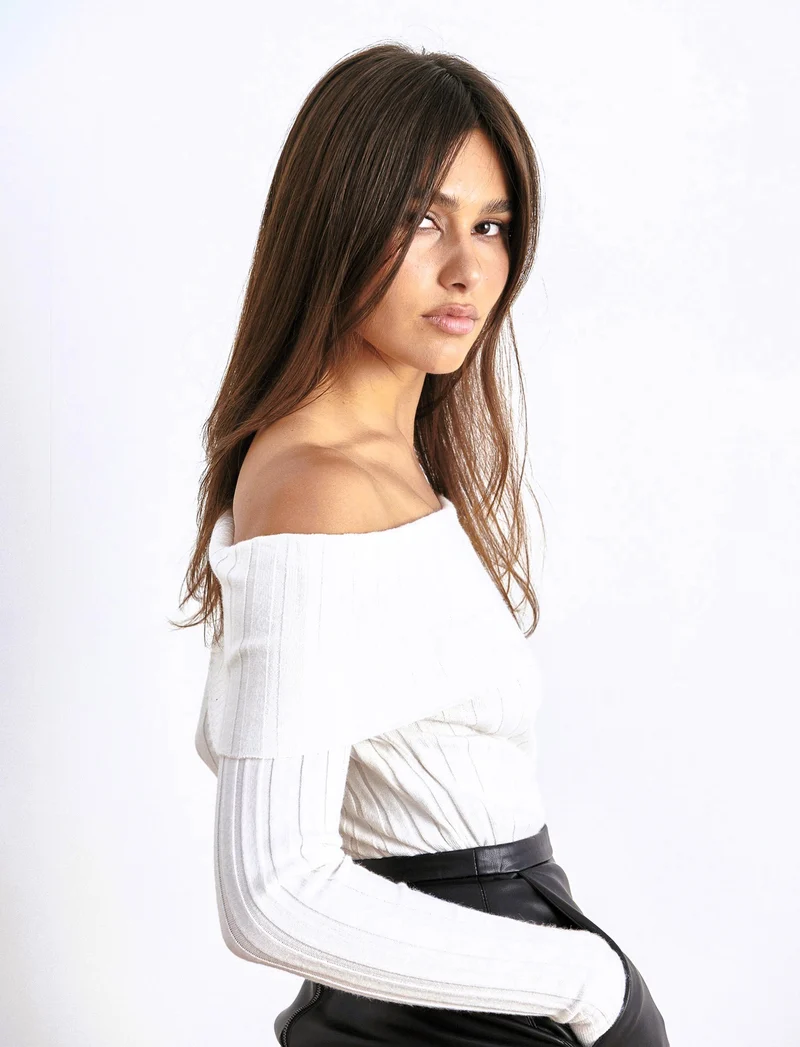 MAGLIA OFF SHOULDER - Avorio