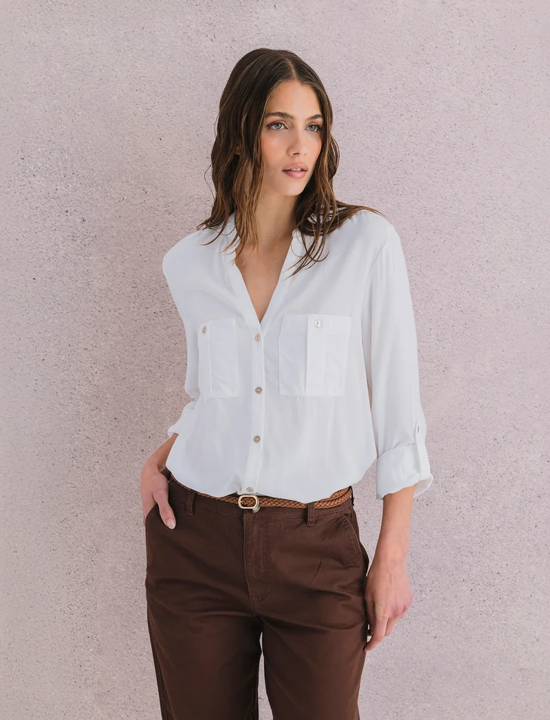 CAMICIA CON TASCHE - Bianco latte