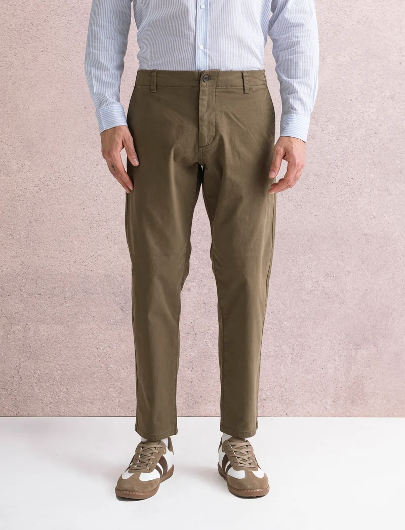PANTALONI CHINO REGULAR FIT - Grigio fango