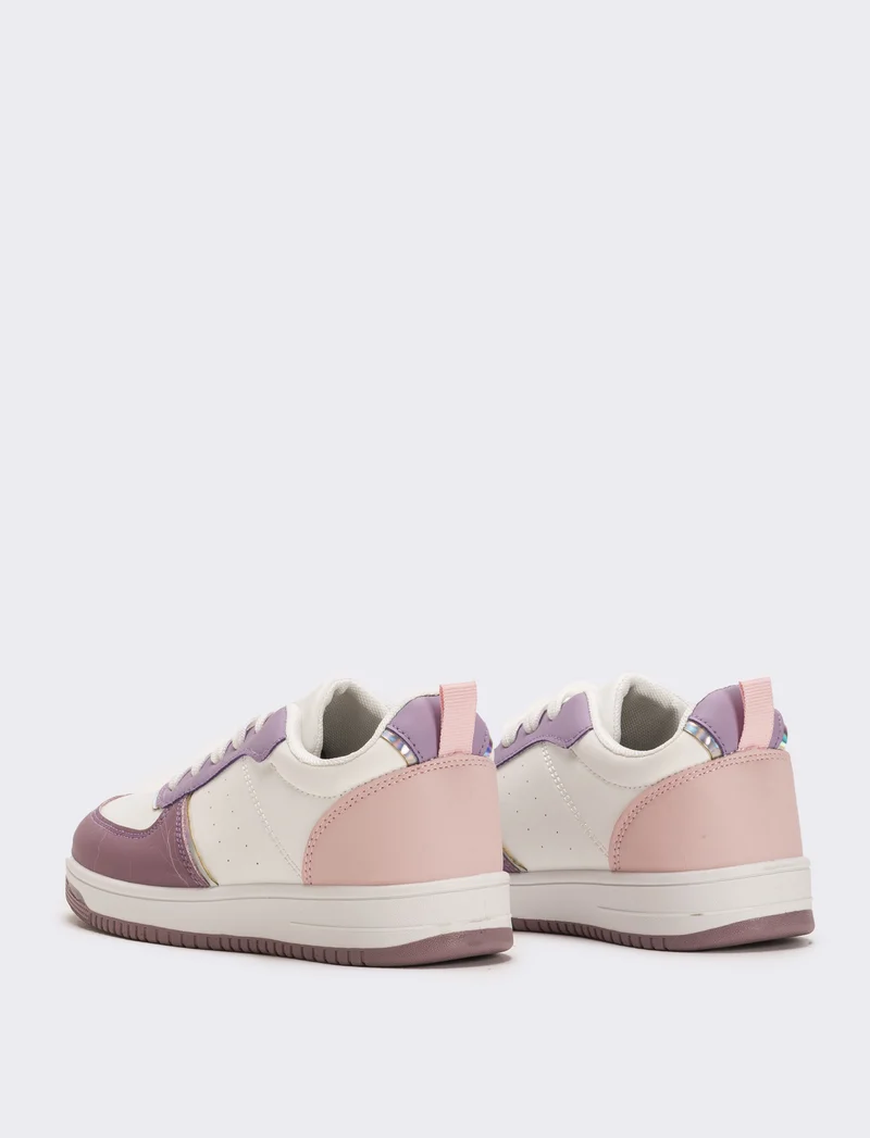 Sneakers da bambina con riporti - Bianco