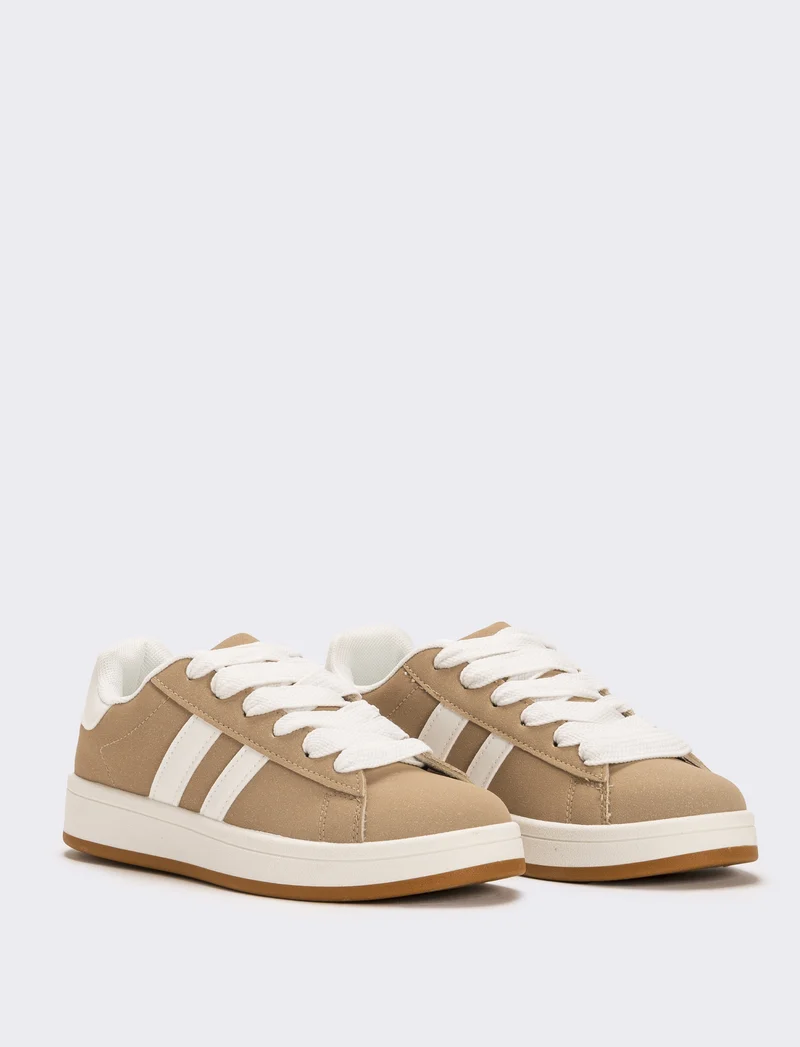 Sneakers con lacci larghi da donna - Beige