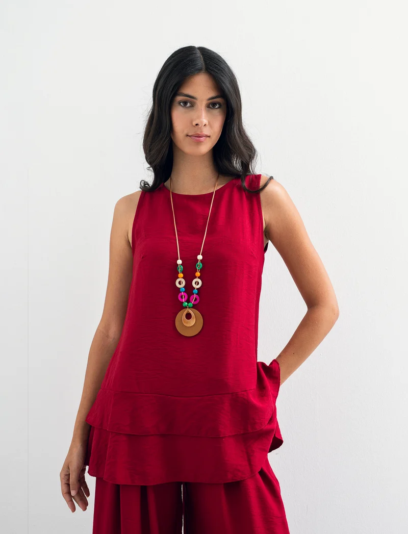 Top con balza e collana - Rosso india