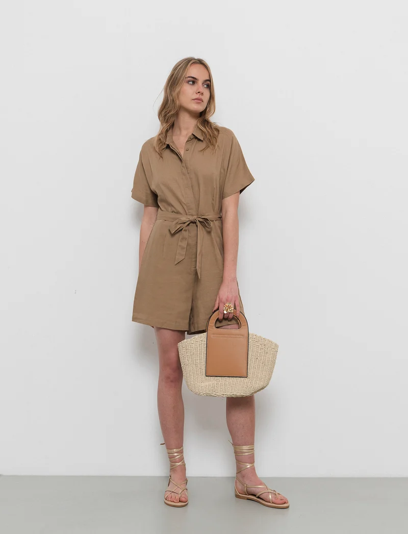 Jumpsuit corta da donna - Caramello