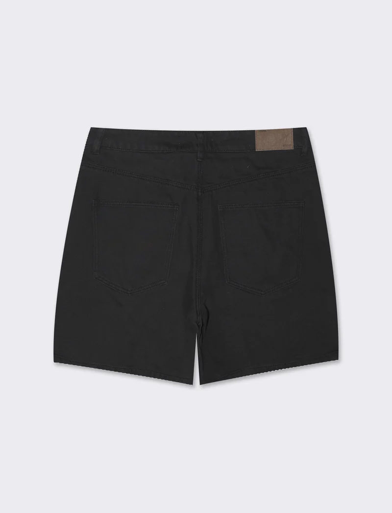 Short in denim da donna - Nero