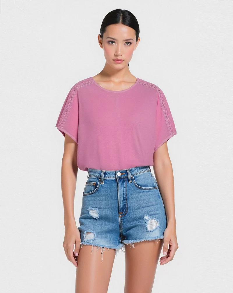 T-shirt con pizzo da donna - Rosa