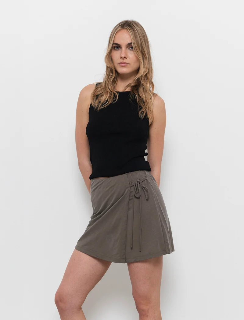 Short con pannello da donna - Verde salvia