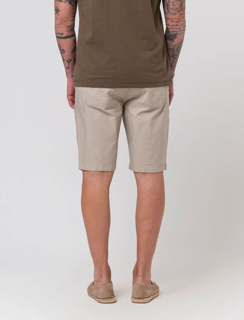 Bermuda 5 tasche slim fit da uomo - Beige
