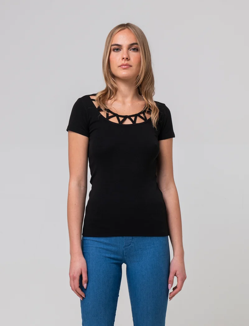 T-shirt con intreccio sul collo da donna - Nero
