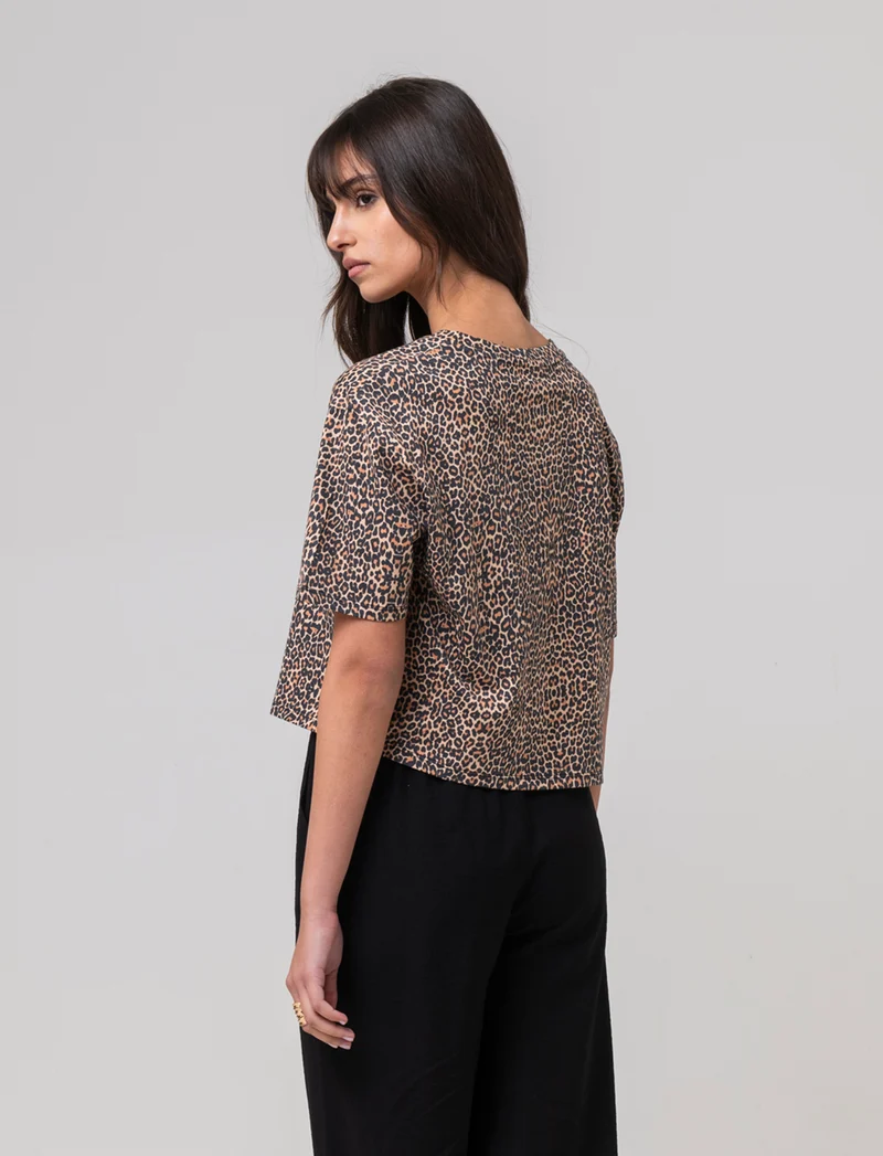 T-shirt sampata da donna - var 1
