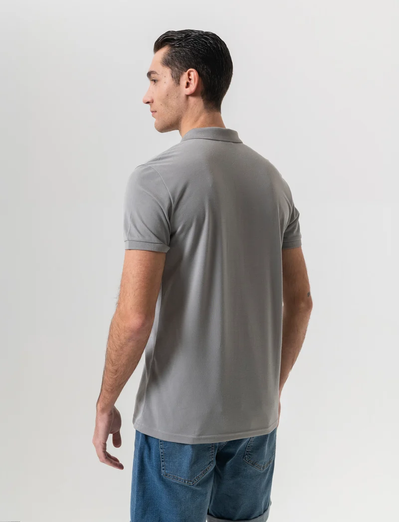 Polo basica con taschino da uomo - Grigio