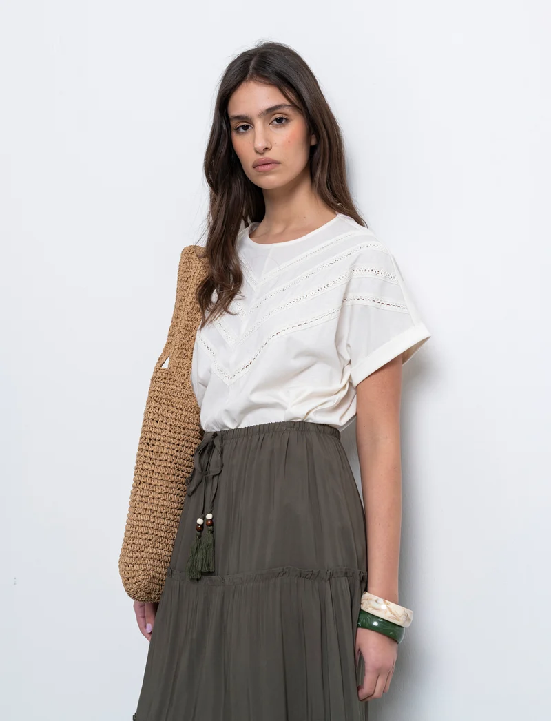 T-shirt con inserti di pizzo da donna - Avorio